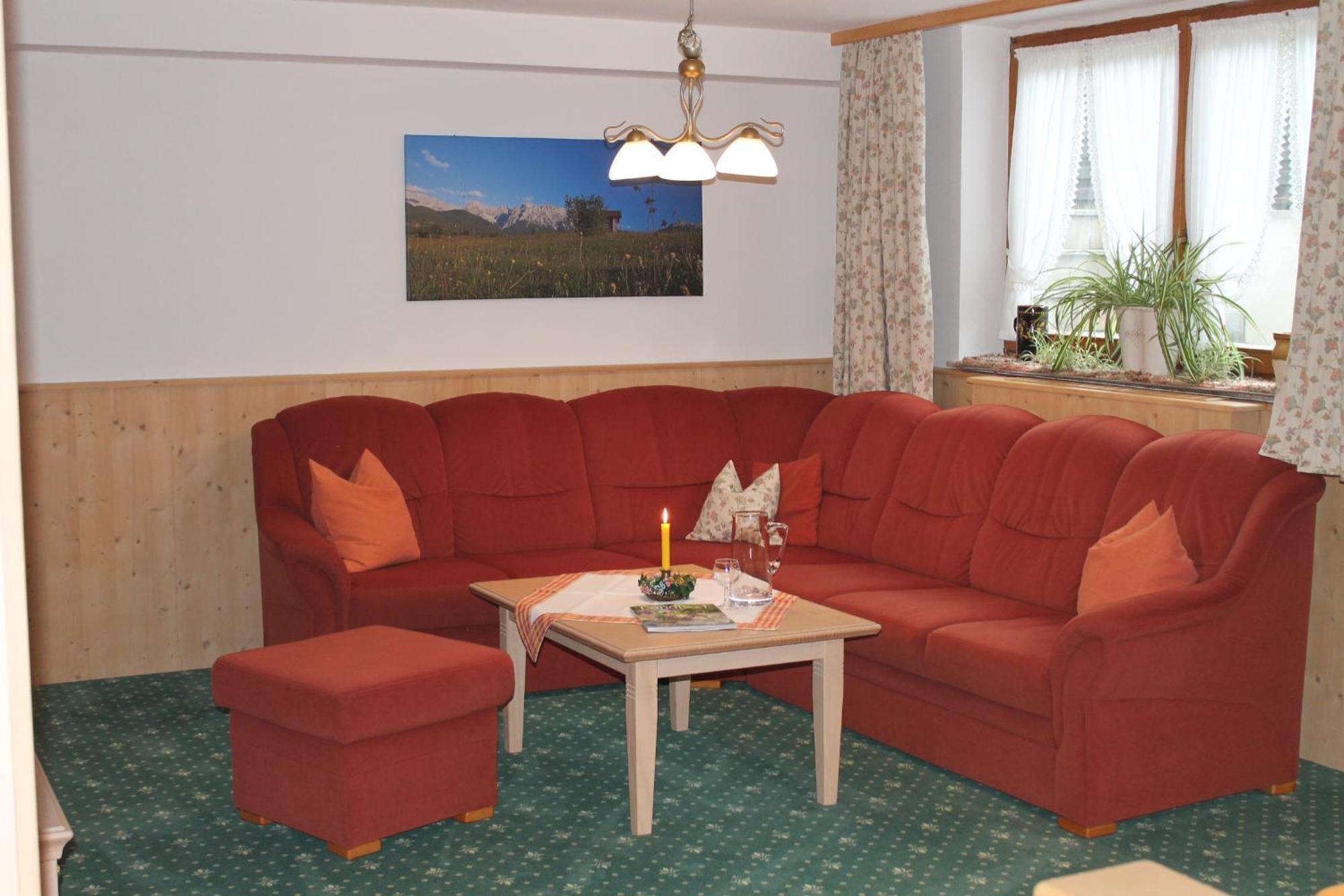 Ferienapartmenthaus Hubertushof Mittenwald Bagian luar foto