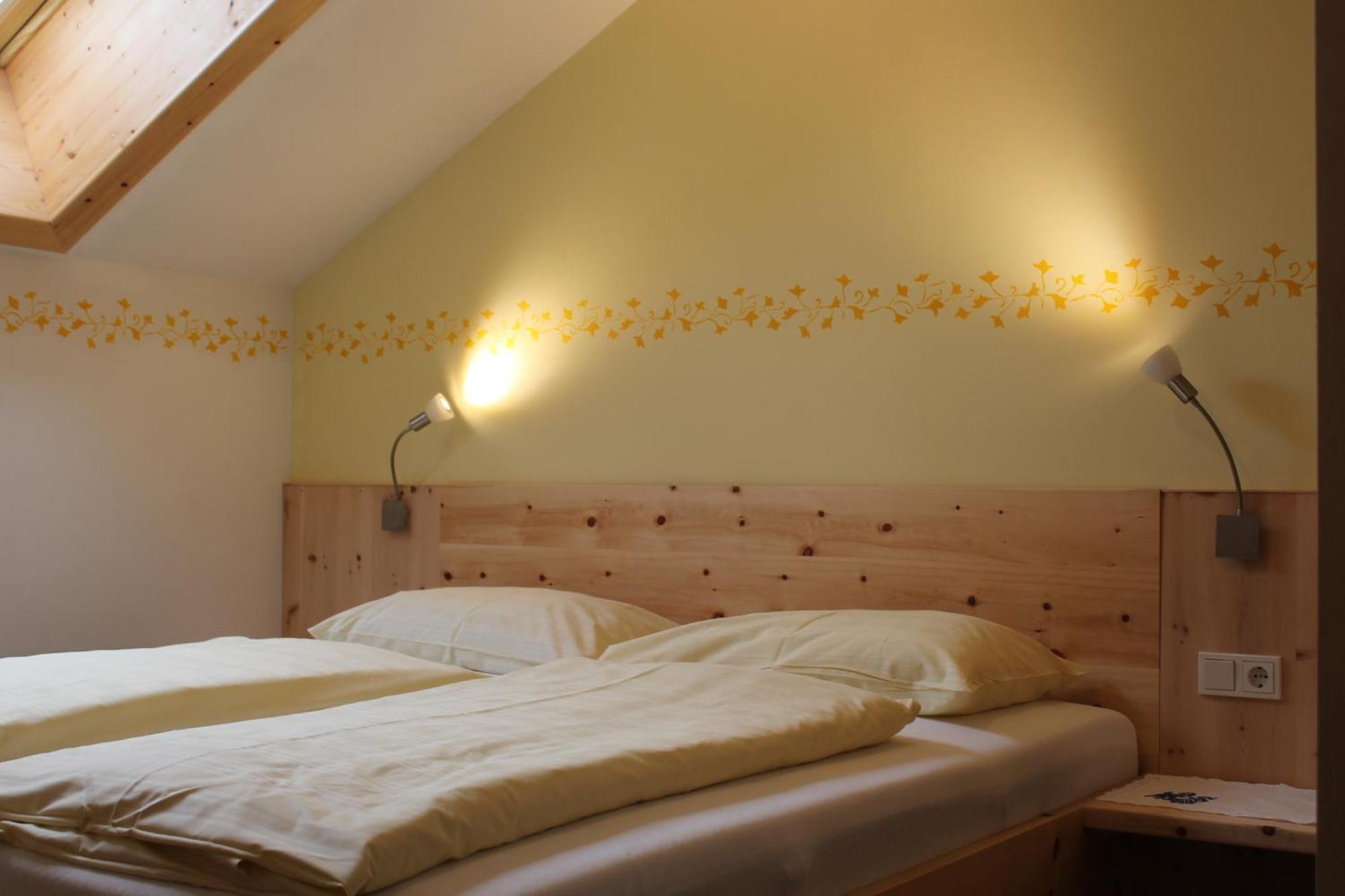 Ferienapartmenthaus Hubertushof Mittenwald Bagian luar foto