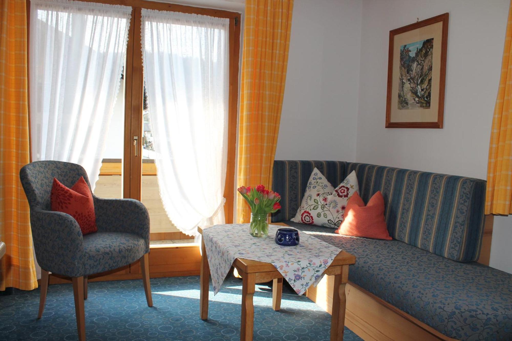 Ferienapartmenthaus Hubertushof Mittenwald Bagian luar foto